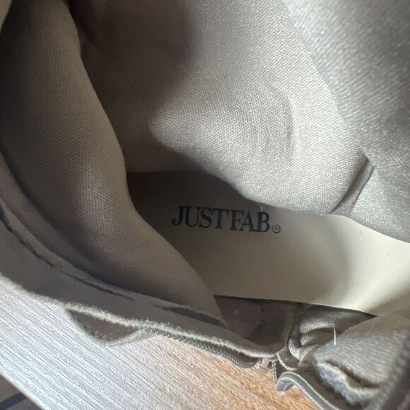 JustFab Grey Knee-High Riding Boots Flat Heel Knit Top Size 8 Stylish Comfort - Picture 8 of 9